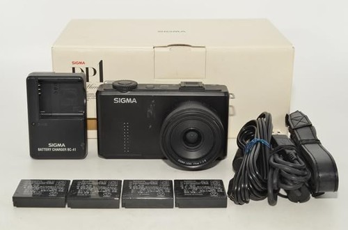 Fotocamera digitale compatta