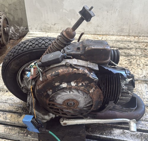 Motore semi completo - motore,