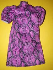 Barbie Fashionistas Doll #143 Vestito con stampa serpente rosa Mattel originale