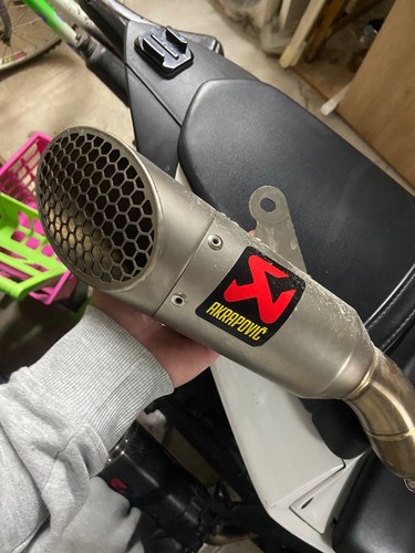 Terminale scarico akrapovic - terminale,