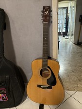 Chitarra acustica Yamaha