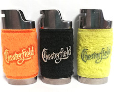 Tre custodie in metallo