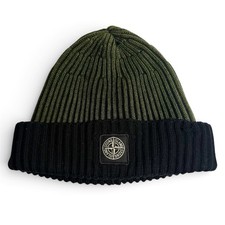Cappello Stone Island bicolore