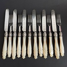 Antico set da tavola inglese argento forchetta coltello madreperla placcato argento
