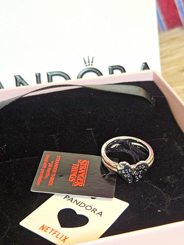 Anello pandora stranger things - pandora,