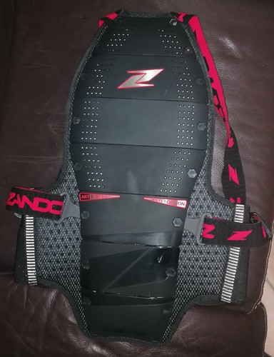 Paraschiena moto sci zandona - moto/sci, zandona'
