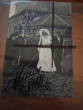 PHOTO + Signatures
