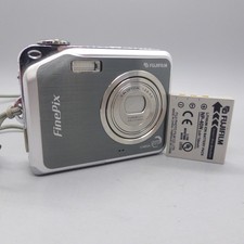 Fujifilm fotocamera digitale FinePix V10 5,1 megapixel argento testata