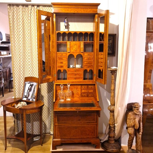 Secretaire con ribalta - , in