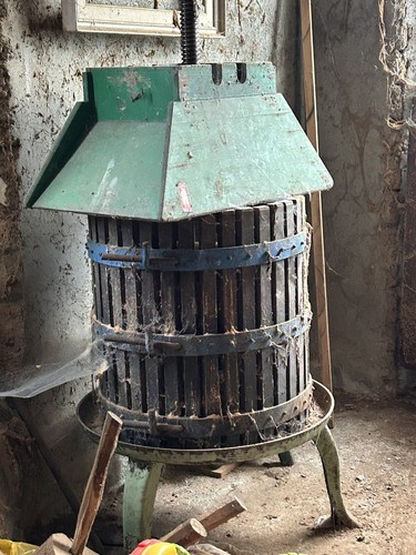 Torchio per uva - per,