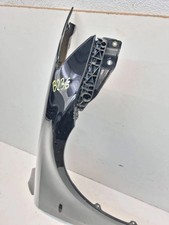 Parafango anteriore destro