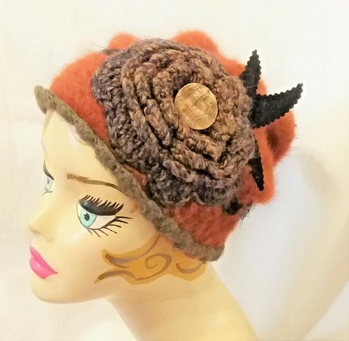 Cappello/donna/invernale/fiori