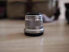 Olympus M.Zuiko 45mm F1.8 Silver