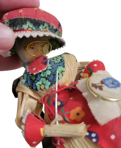 Statuina vintage nonna - , sedia