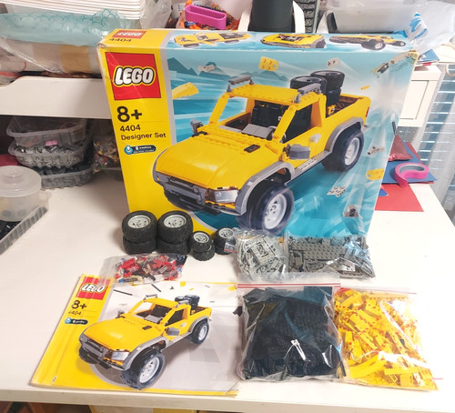 Lego designer sets 4404 land - lego,