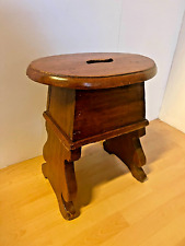 sgabello basso rustico in legno dipinto vintage secolo XX