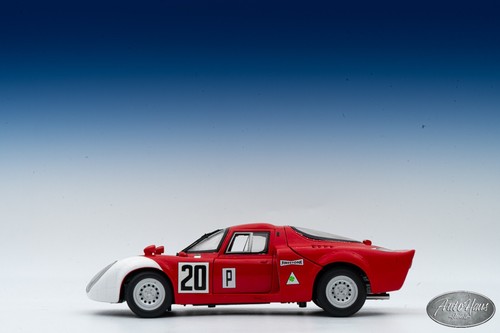 Ricko 1968 alfa romeo - 1/18,