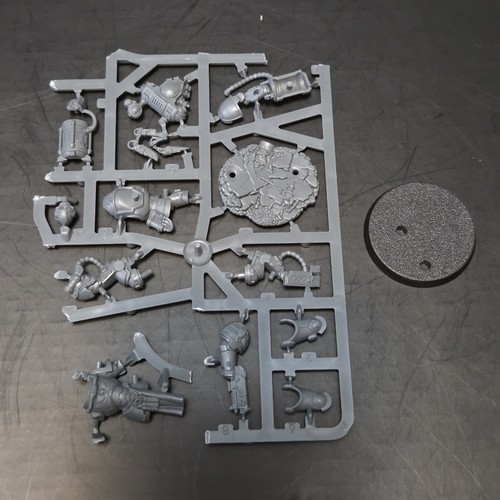 Warhammer 40k space marines - space,