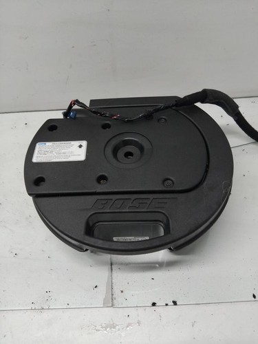 Subwoofer mazda 2010 - 6,