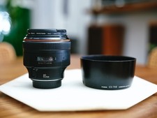 Canon EF 85 mm f/1.2 L Series