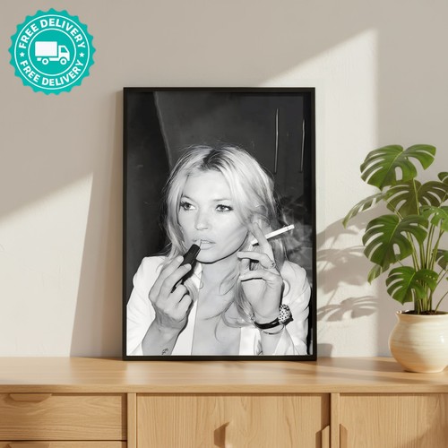 Stampa glamour modello fumo