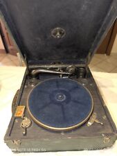 Giradischi d'epoca da viaggio con puntine