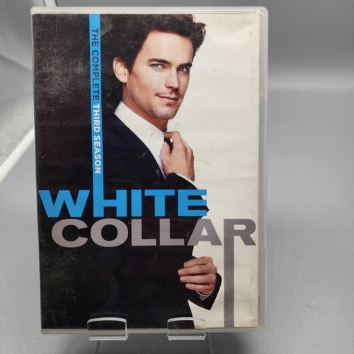 White collar the - collar:,