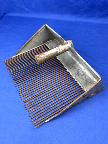 Vintage blueberry rake - vintage,