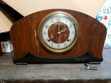 Antico orologio da tavolo