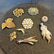 Lotto misto spille bigiotteria costume fascio