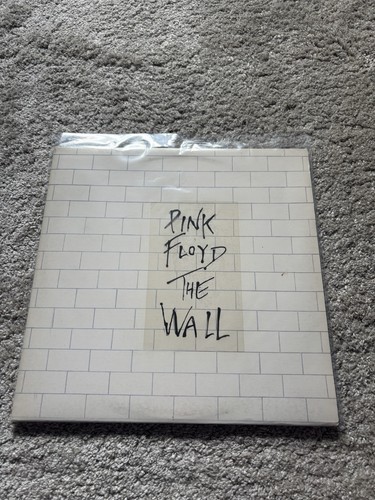 Pink floyd the wall - pink,
