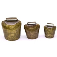 Campana in metallo per mucca