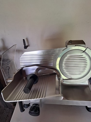 Affettatrice professionale - affettatrice,