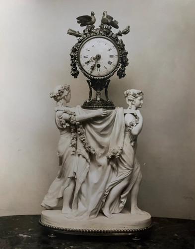 Photograph pendulum sevres - pendulum,