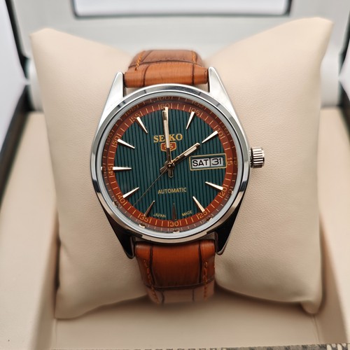 Orologio insieme con - insieme, quadrante