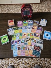 Lotto 100+ Carte Pokémon + 4 EX + Holo + Reverse + Tin In Metallo
