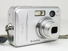 Fotocamera digitale compatta