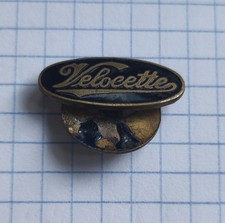 Distintivo in metallo e smalti Moto Inglese Velocette  Epoca Anni 1930