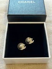 Orecchini CHANEL CC Coco Mark