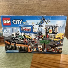 LEGO City 60097 Piazza della