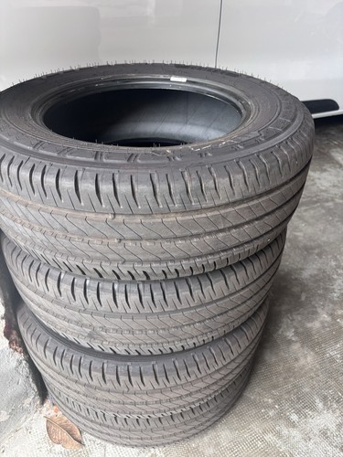 Gomme michelin agilis 215/65