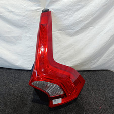 31395929 Fanale post. DX VOLVO V60 T3 Sw 5p/b/1596cc