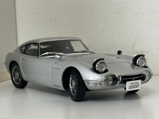 Autoart TOYOTA 2000 GT Coupè