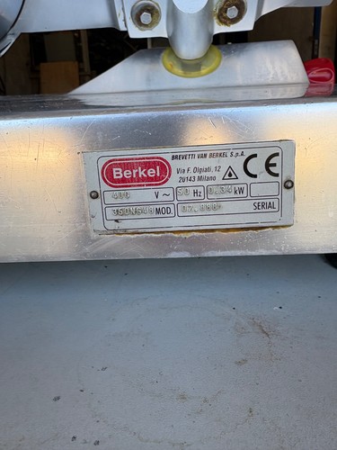 Affettatrice professionale - affettatrice,