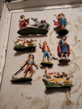 LOTTO STATUINE PER PRESEPE - PLASTICA- ALTEZZA 7/8 CM- MADE IN ITALY