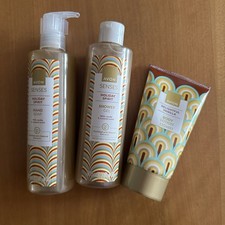 Avon Set HOLIDAY SPIRIT Bagnoschiuma Detetgente Mani Spray Corpo Caramello Vanig