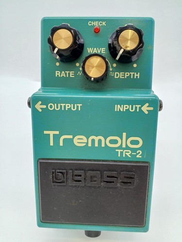 Pedale effetto tremolo - , boss
