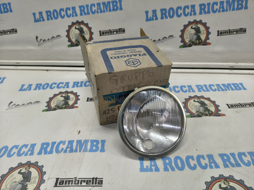 Faro anteriore vespa - faro, primavera