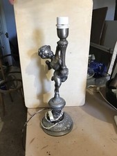 Lampada Con Putto In Lega