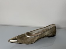 $920+ FENDI Colibri F Logo